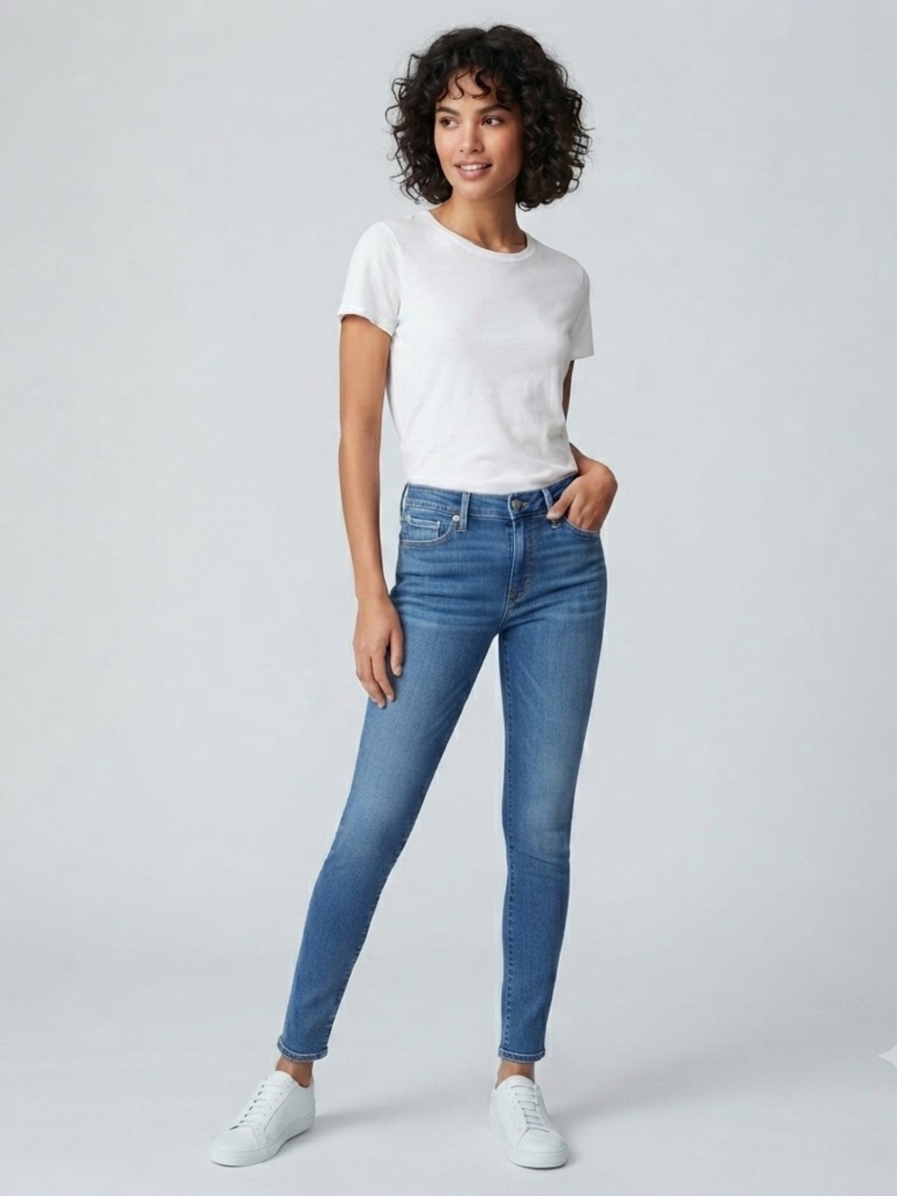 Paige Denim Women's Slim Fit Jeans Blue Medium Wash Size 26